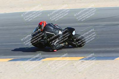 media/Jan-14-2024-SoCal Trackdays (Sun) [[2e55ec21a6]]/Turn 10 Inside (110pm)/